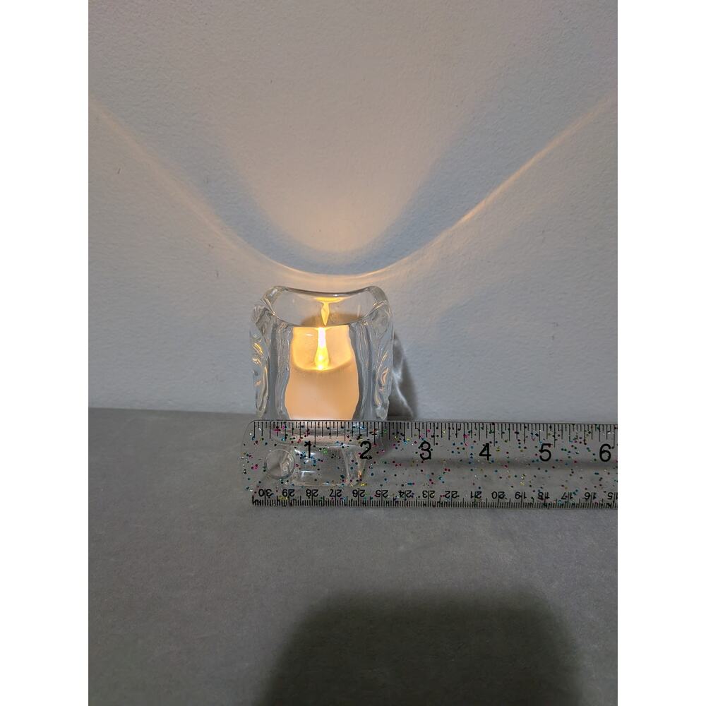 Partylite Rosehearts ~ Clear Glass Heart Shaped Candle Holder with Rose Pattern - Picture 7 of 10